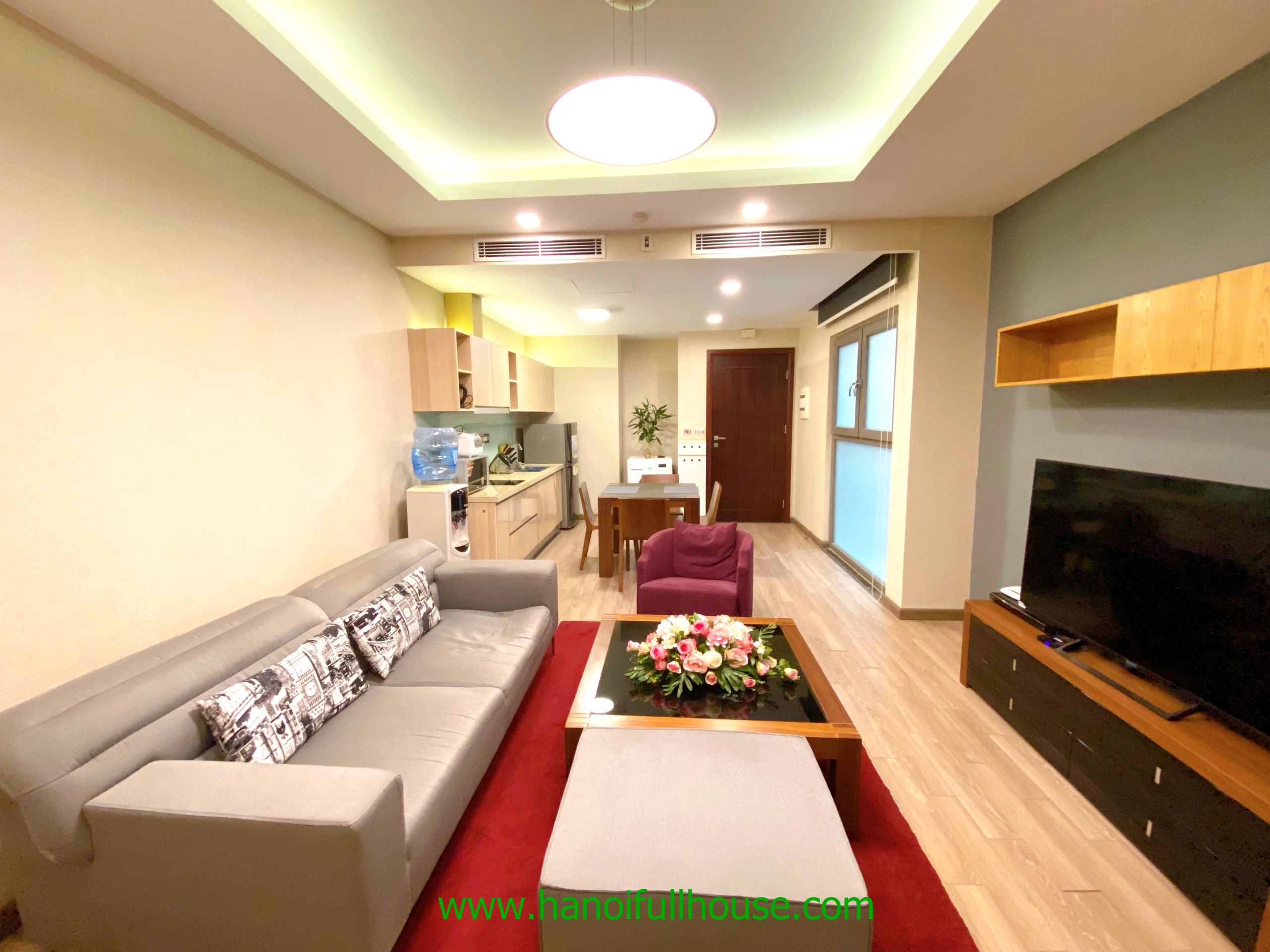 Modern and nice one bedroom apartment near Pham Huy Thong Lake 