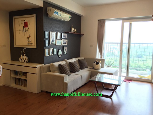 Ecopark Urban- Three bedroom apartment with furnished for rent, cheap rental