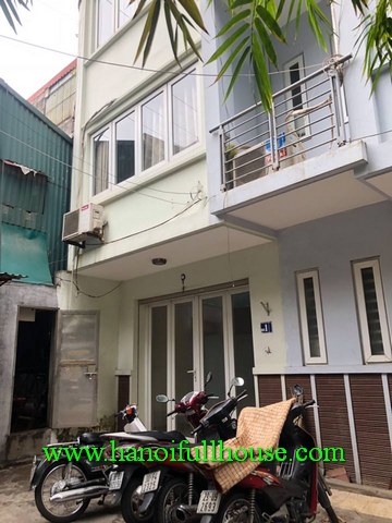 House in Dong Da with 4 bedrooms for lease