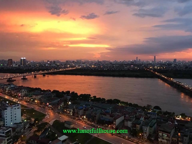 Luxury three bedroom fully furnished apartment at Mipec Riverside in Long Bien district, close to French-Vietnamese school