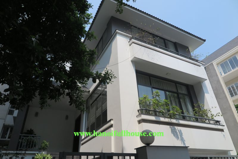 Villa in Hanoi for rent, Garden and pool villa with 5 bedrooms for a big family 