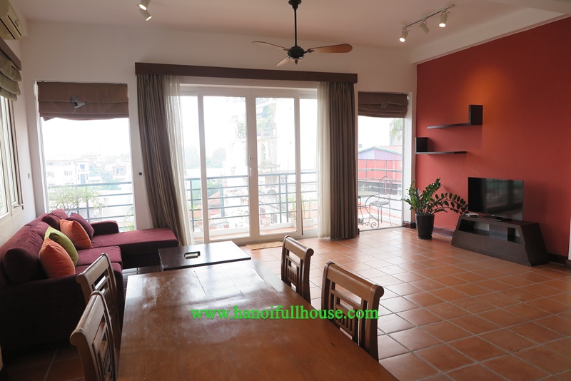 Spacious one-bedroom apartment in Hoan Kiem for rent
