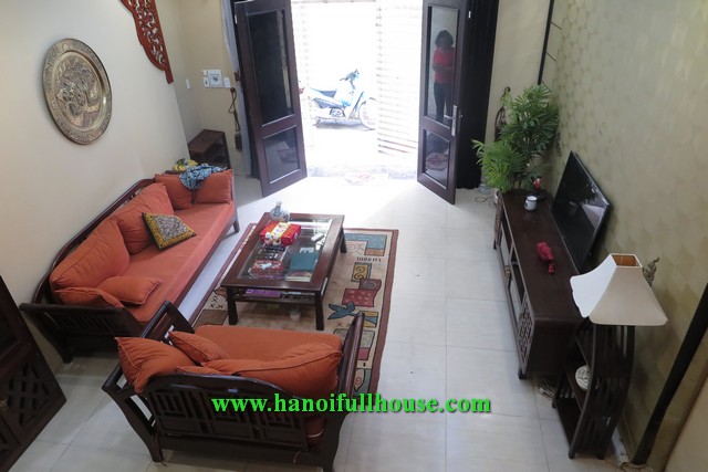 House for rent on Lac Long Quan street, great decor and nice furniture.
