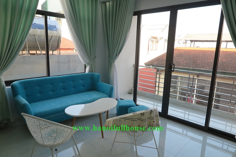 Cheap 01 bedroom apartment with balcony, lots of natural light on Au Co street