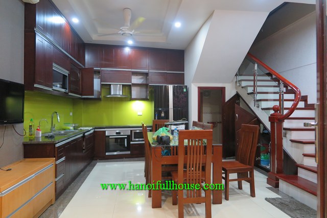 Wow! A very good 6-bedroom house in Hoang Cau str,  Dong Da dist for rent
