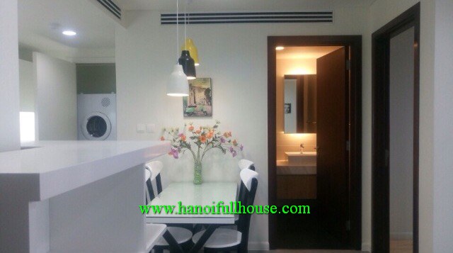 High-end 02-bedroom apartment in Indochina Plaza, Xuan Thuy str, Cau Giay dist for rent
