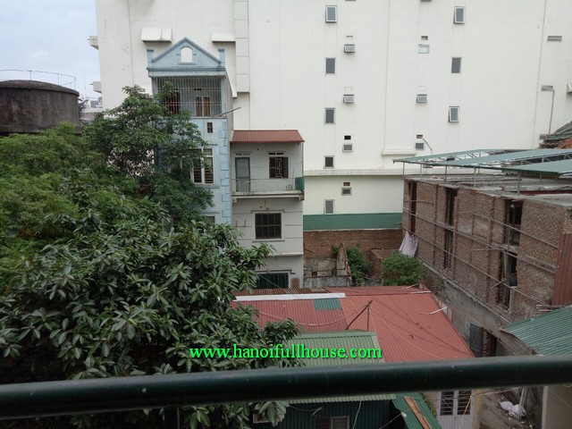 Ha Noi apartment with 2 bedroom for rent in Hai Ba Trung street, Hoan Kiem district