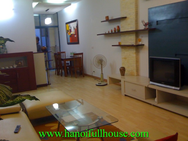 Beautiful apartment for rent in Vuon Xuan building, 71 Nguyen Chi Thanh street, Ba Dinh dist, Ha Noi