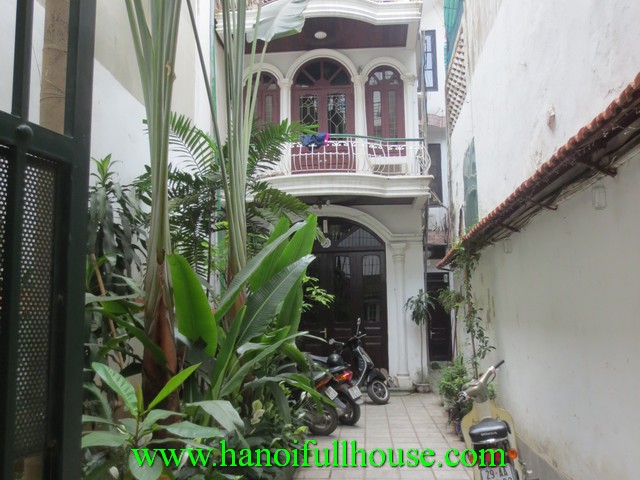 3 BEDROOM GARDEN HOUSE FOR RENT IN HAI BA TRUNG DIST, HA NOI
