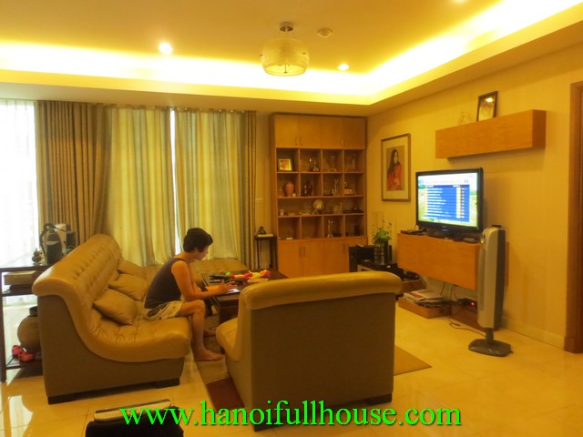 A luxurious apartment with 4 bedrooms for rent in Pacific Place, Ly Thuong Kiet street