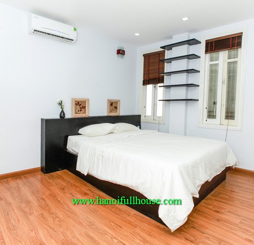 A modern serviced apartment 01 bedroom in Trung Kinh street for Korean, Japanese stay