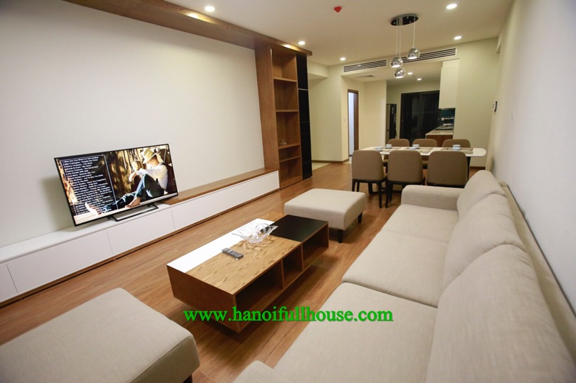 So beautiful 3 bedroom apartment for rent in Discovery complex 302 Cau Giay