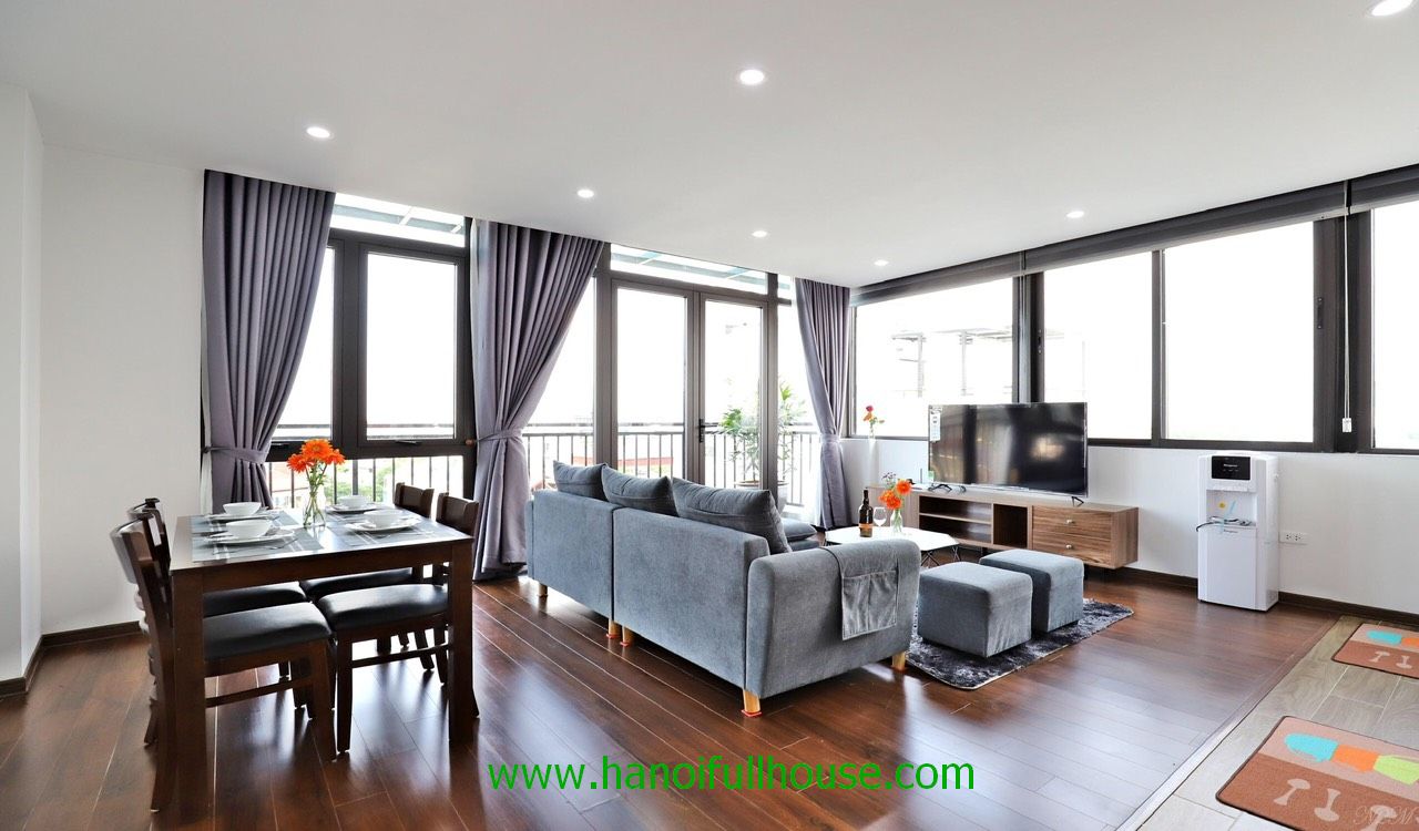 2 bedroom apartment, fully furnished, lots of light in Trinh Cong Son for rent 