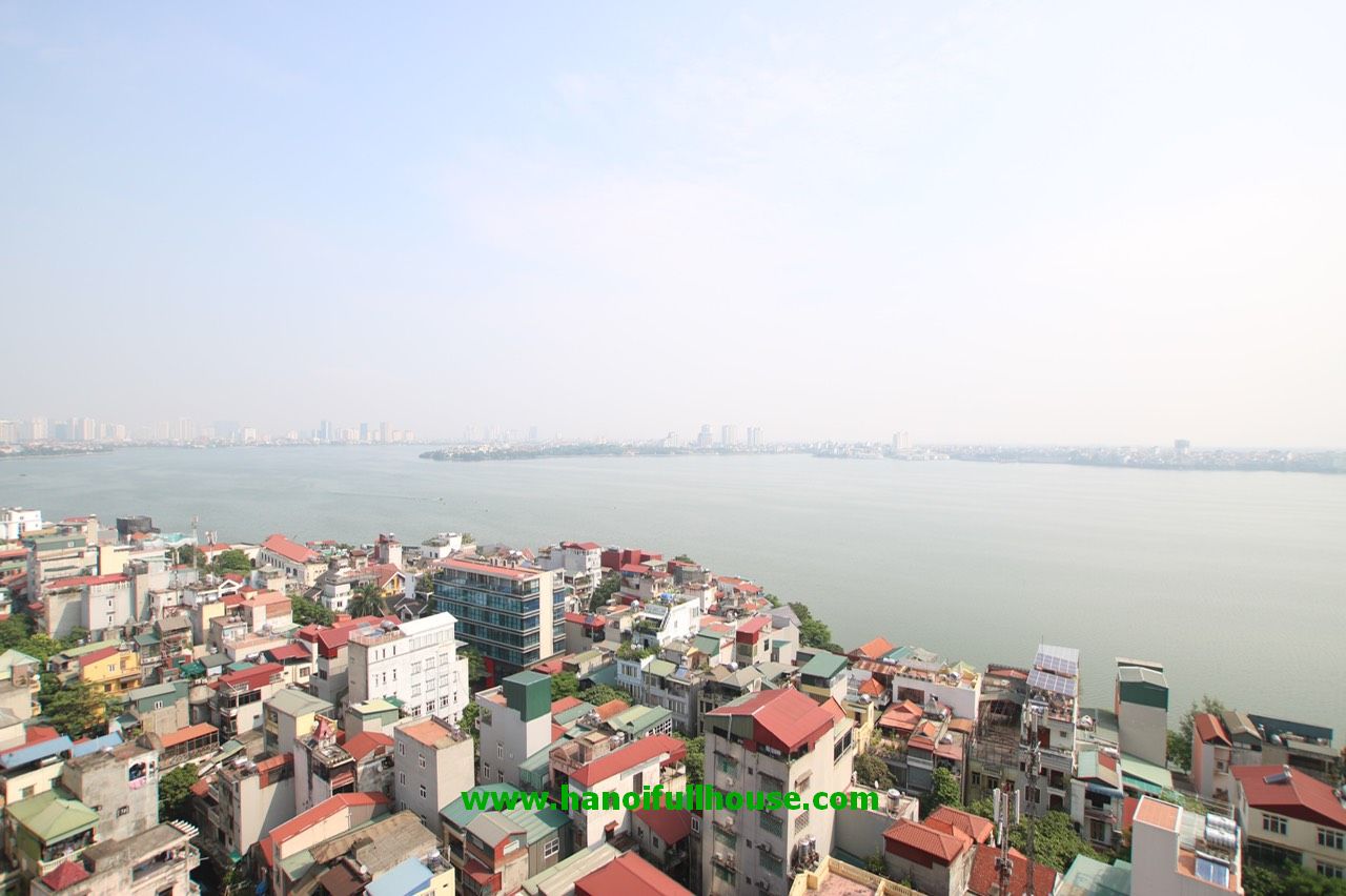 136m2 New & modern lake view 4-bedroom apartment at Sun Grand City Thuy Khue