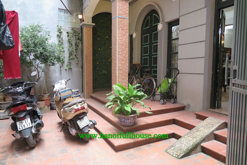 Ba Dinh housing 4 bedroom with yardgarden, natural light