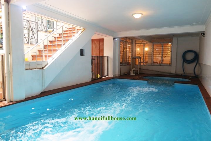 French pool villa with 5 beautiful bedrooms in Dang Thai Mai for rent