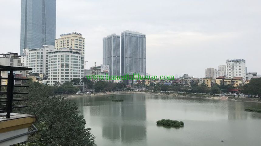 Cheap price for 2 bedroom apartment facing Ngoc Khanh lake