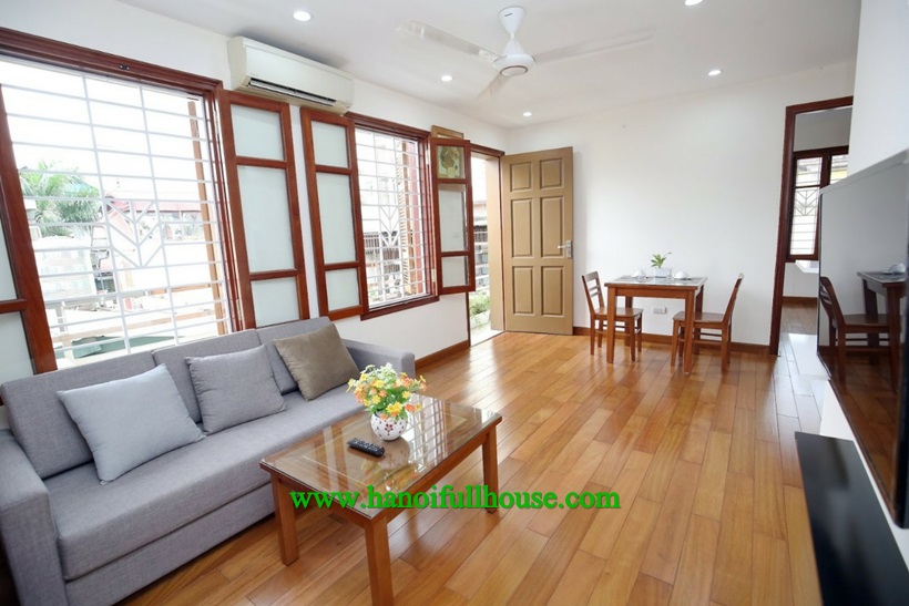 Nice one bedroom apartment with balcony in Ba Dinh center
