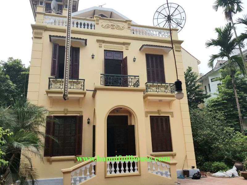How to find big garden villa in Quang An ward, Tay Ho dist, Hanoi? 