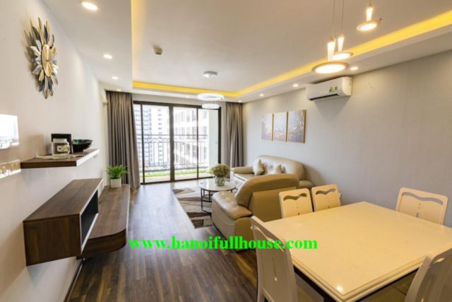 Cheapest 3 bedrooms apartment in D'le Roi Soleil 59 Xuan Dieu street for rent. 