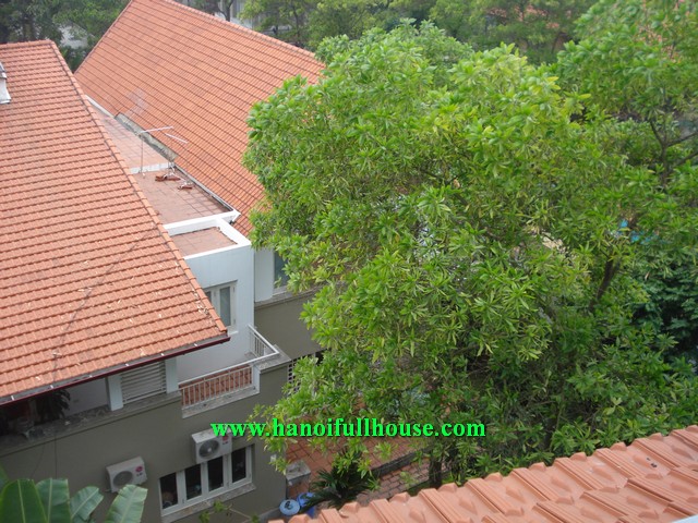 Ha Noi house rental 5 bedroom, 5 bathrooms, fully furnished, wooden floor in Dang Thai Mai  street, Tay Ho district