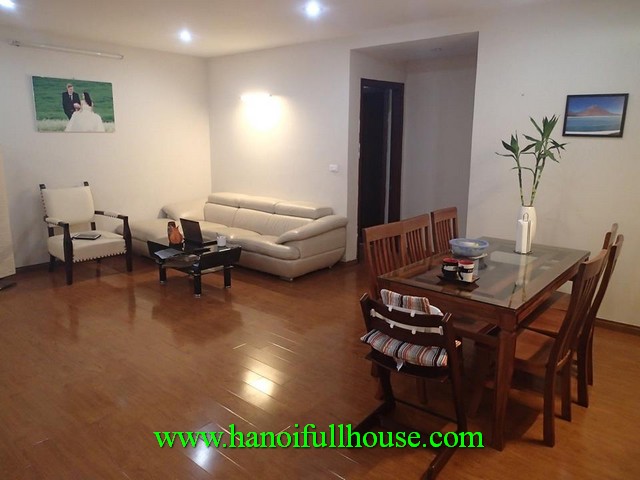 A high quality apartment with 2 bedroom 2 bathroom in Ba Dinh dist for foreigner rent