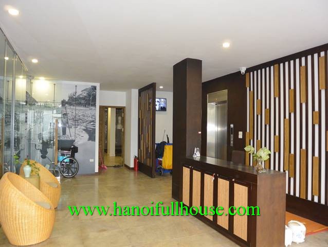 Look for 2 bedroom serviced apartment in Hanoi West Lake