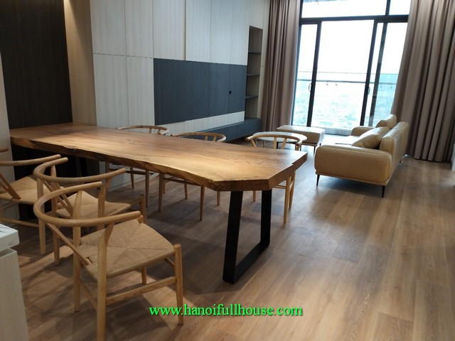 3 bedroom brand new apartment with Bach Thao Park view in Sungrand Thuy Khue & Hoang Hoa Tham