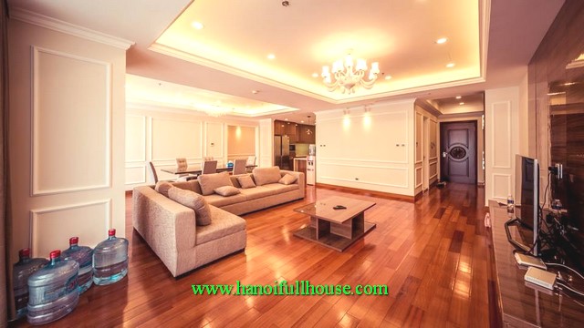 Nice designed apartment consist of 3 bedroom, 3 wc in R2A-Royal City, Thanh Xuan district