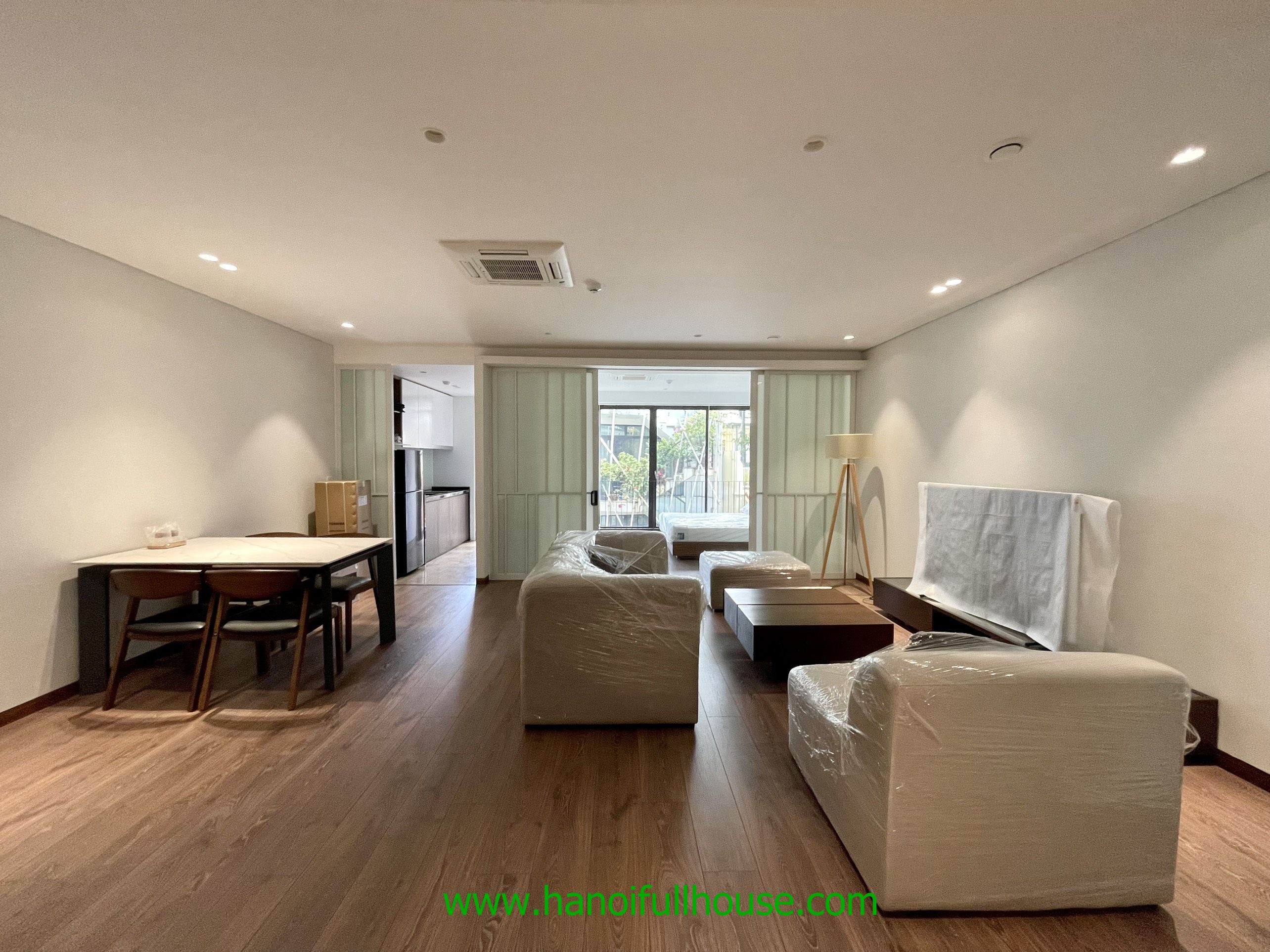 Brand new apartment with 2 bedrooms for lease in Tay Ho
