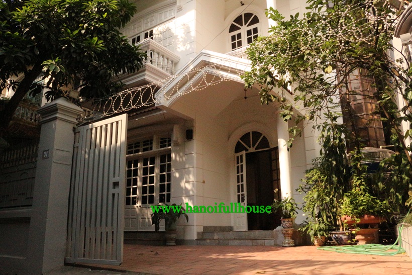 A house 04 bedrooms ,large garden in To Ngoc Van for rent