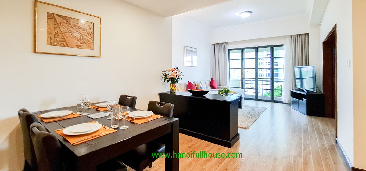Căn hộ 3 phòng ngủ, view Hồ ở Tây Hồ cho thuê