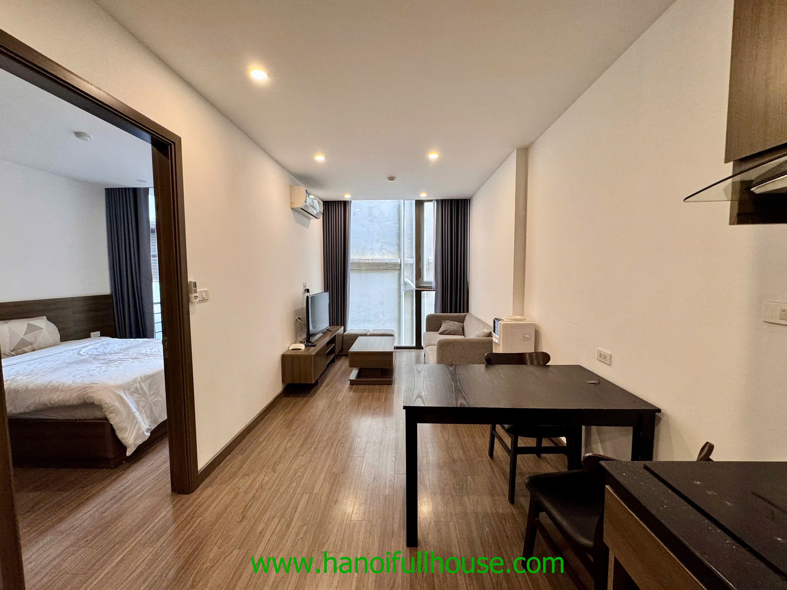 Căn hộ 1 phòng ngủ, hiện đại ở đường Tô Ngọc Vân cho thuê
