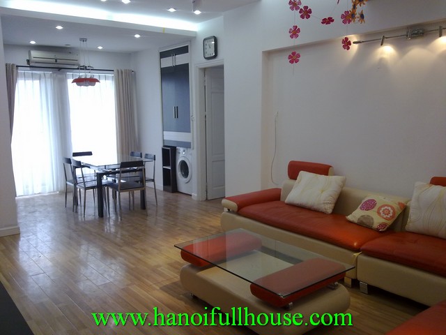 Renting nice apartment with 3 bedrooms in Ba Dinh dist, Hanoi, Vietnam