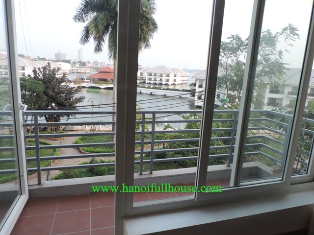 Lake view, 1br apartment to lease in Tay Ho, Hanoi