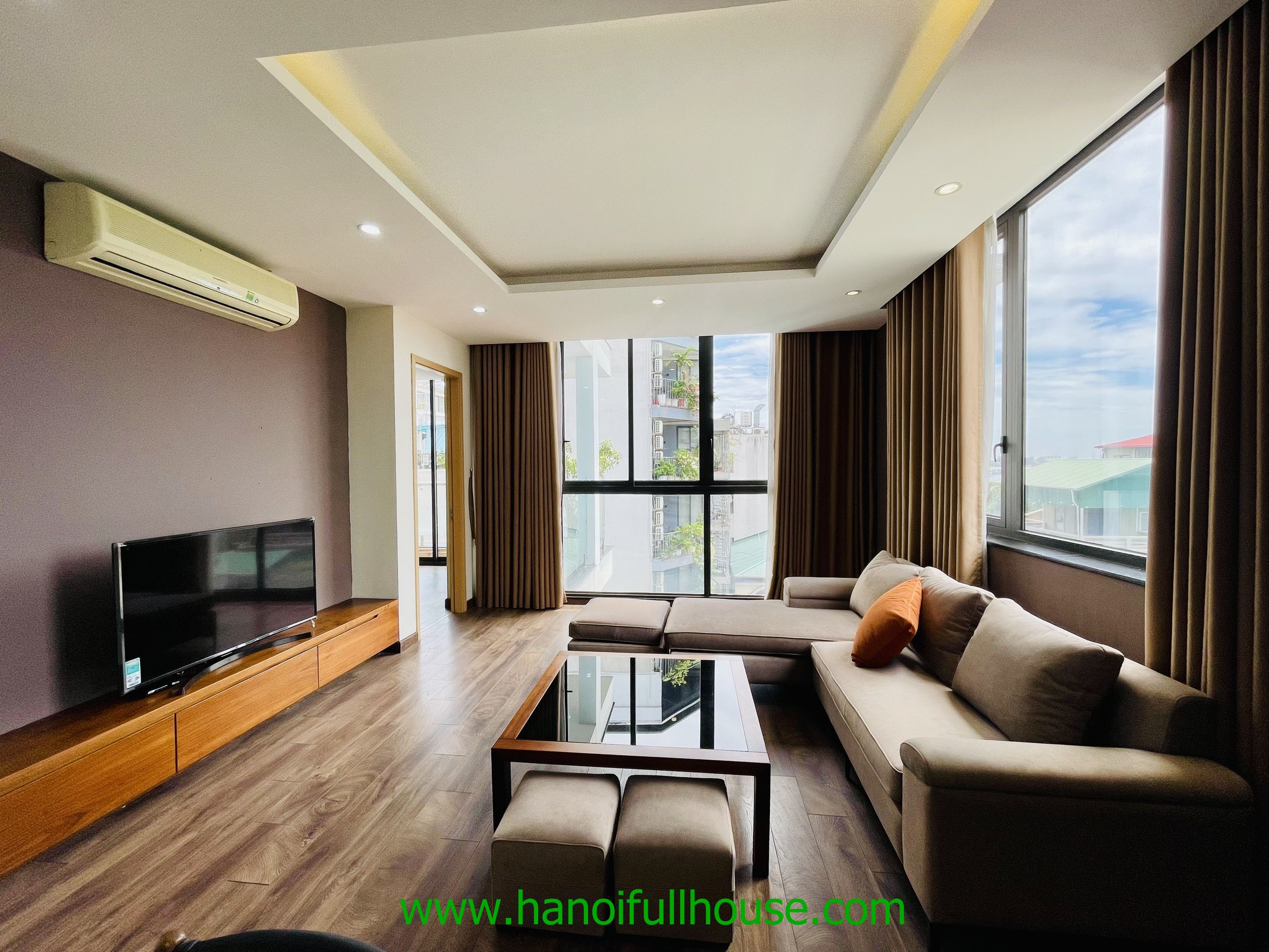 2 bedroom apartment with nice view on Quang khanh str for rent