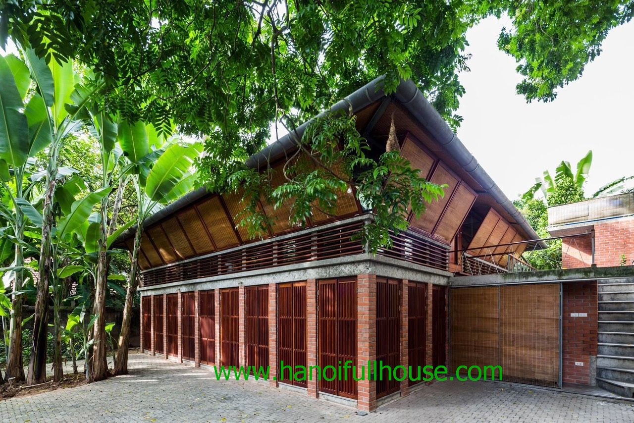Special House in Long Bien with 3 bedrooms, yard garden 400m2