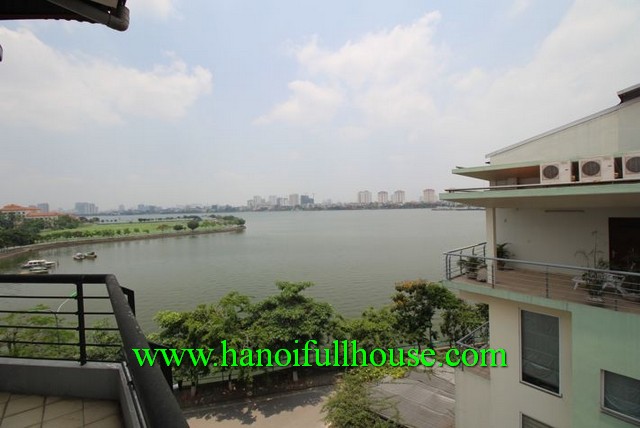 Căn hộ dịch vụ sang trọng, thiết kế hiện đại, view Hồ cho thuê