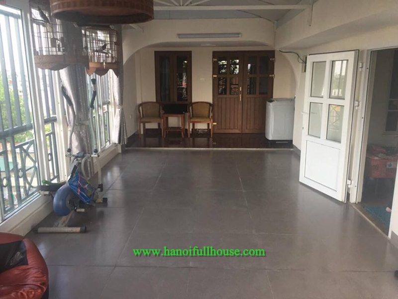 Cheap apartment with one bedroom, full service in Ba Dinh for rent