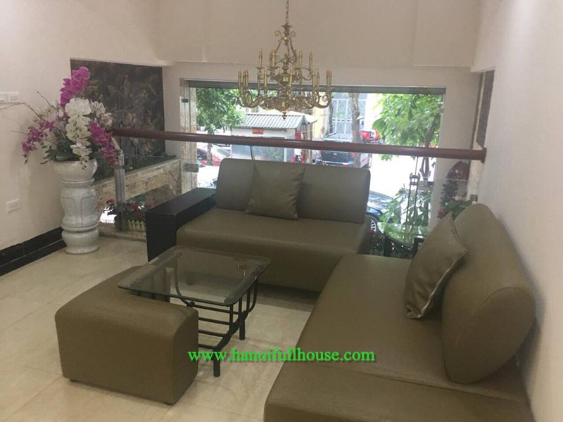 Cheap apartment in Ba Dinh for rent, cheap price 400$/month