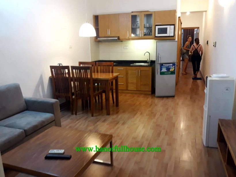 One bedroom apartment in Ba Dinh for rent with bathtub