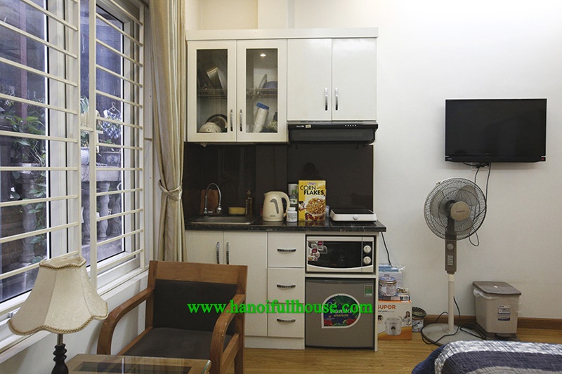 A cheap service 2 bedroom apartment for rent on Ba Dinh