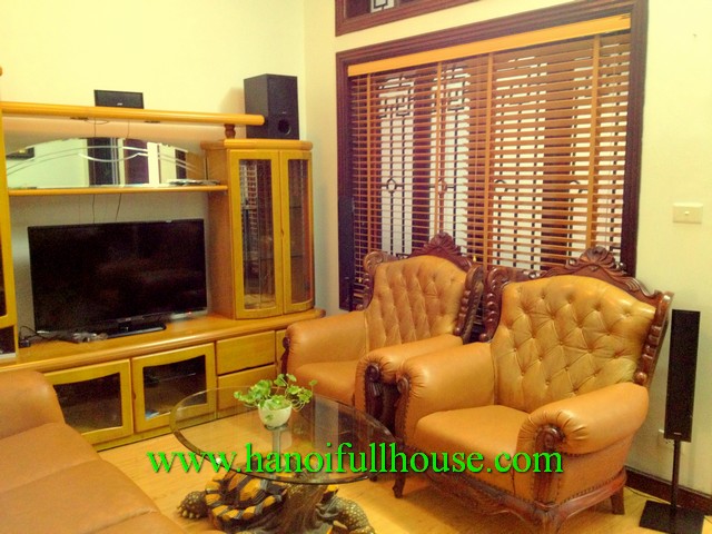Luxurious cheap serviced apartment for rent in Hai Ba Trung dist, Ha Noi