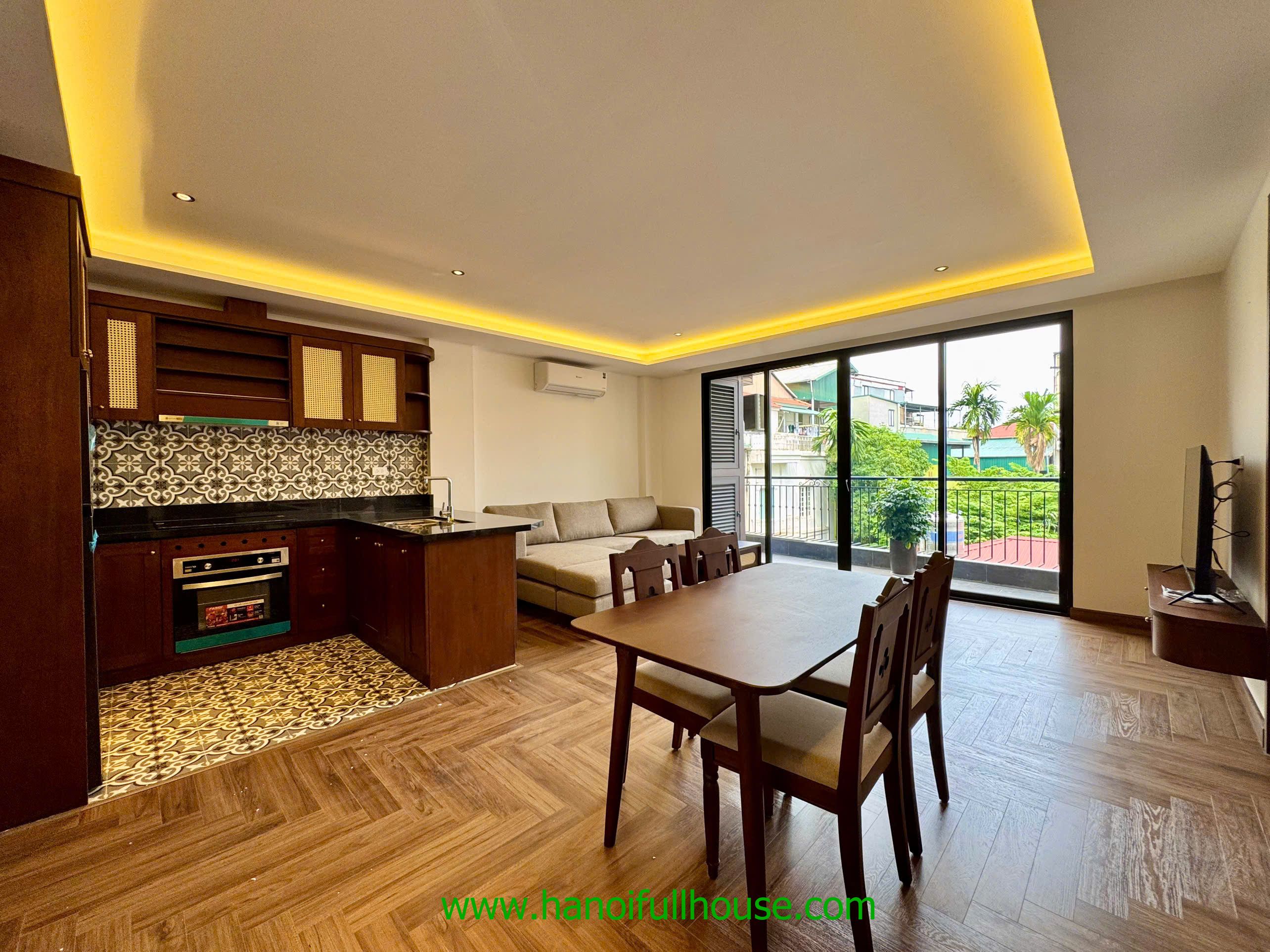 Modern, bright 2 bedroom apartment for rent on Quang Khanh street 