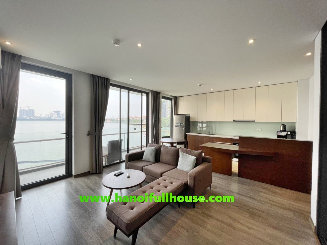 Beautiful lake view apartment with 2 bedrooms, 2 bathrooms in Quang Khanh