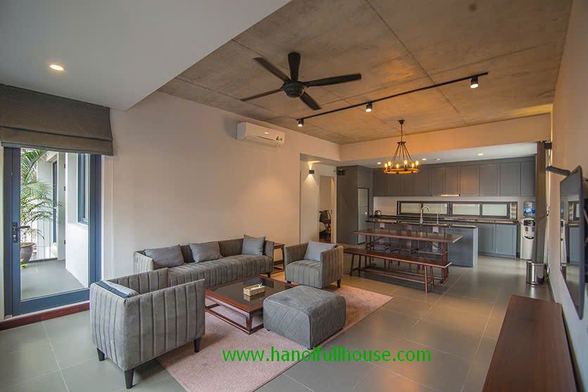 Căn hộ 2 phòng ngủ, ban công, view thoáng ở gần Khách Sạn Sheraton cho thuê