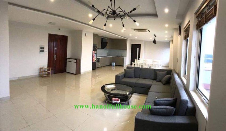 Tìm căn hộ 2 phòng ngủ đẹp, rẻ, nội thất hiện đại ở Quận Tây Hồ cho thuê