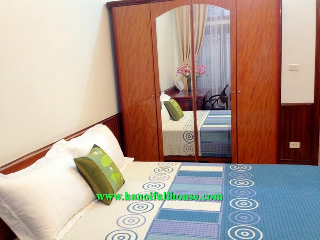 Small nice cheap serviced apartment in Hai Ba Trung dist for teacher