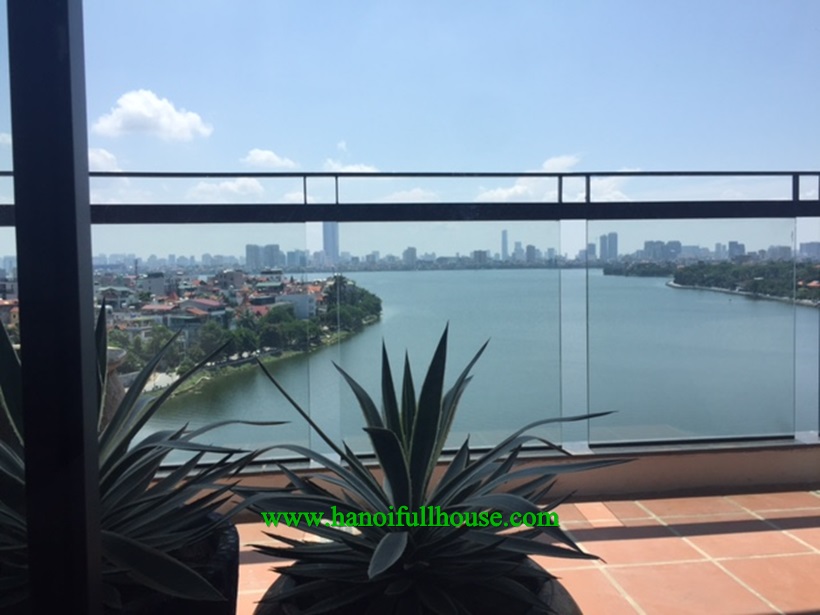 Lake view serviced apartment rental: beautiful design, bright and spacious balcony on Xuan Dieu