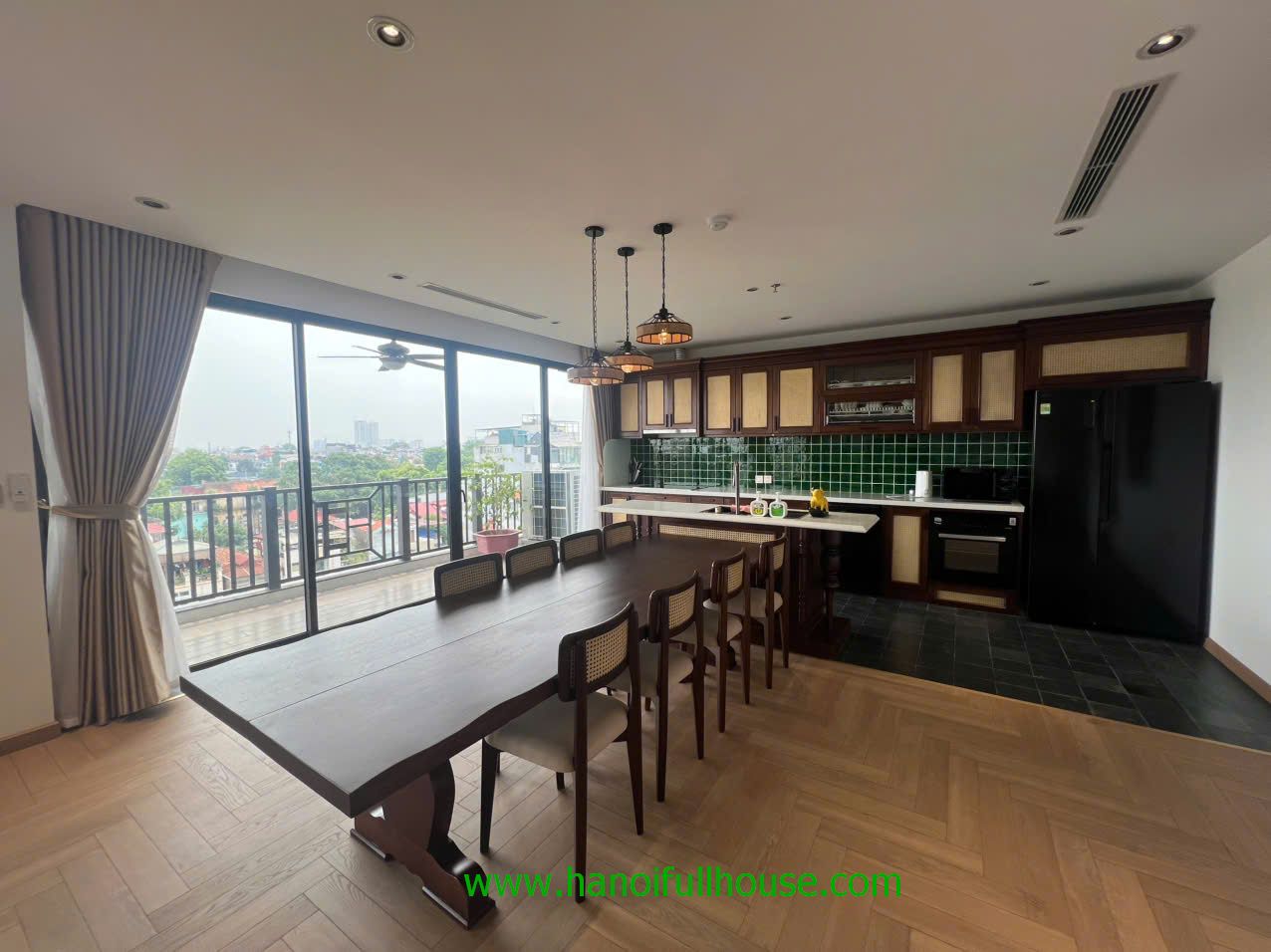 3 bedroom apartment with lake view in Truc Bach for rent